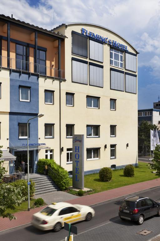 Flemings Conference Hotel Frankfurt Франкфурт на Майн Екстериор снимка