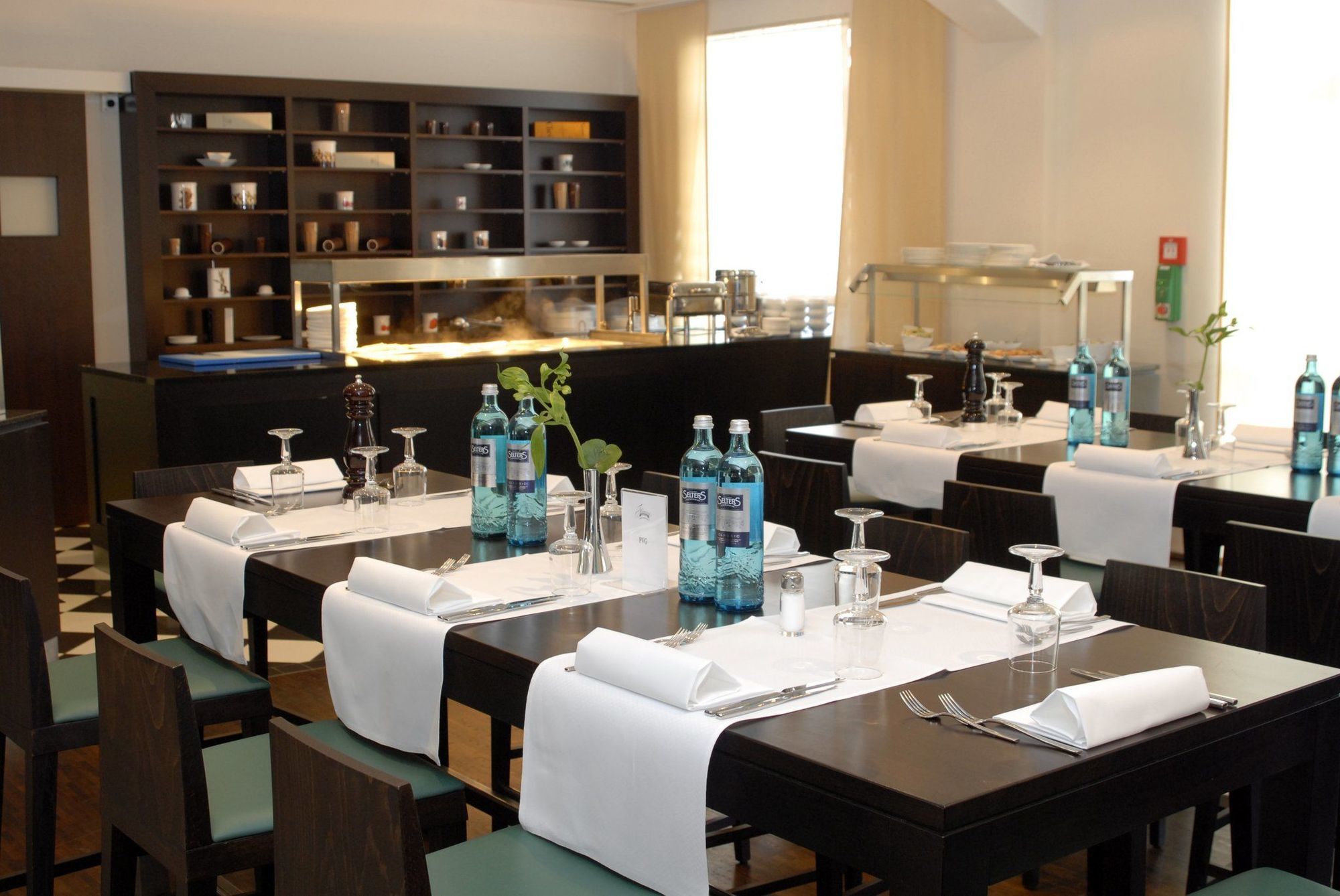 Flemings Conference Hotel Frankfurt Франкфурт на Майн Ресторант снимка